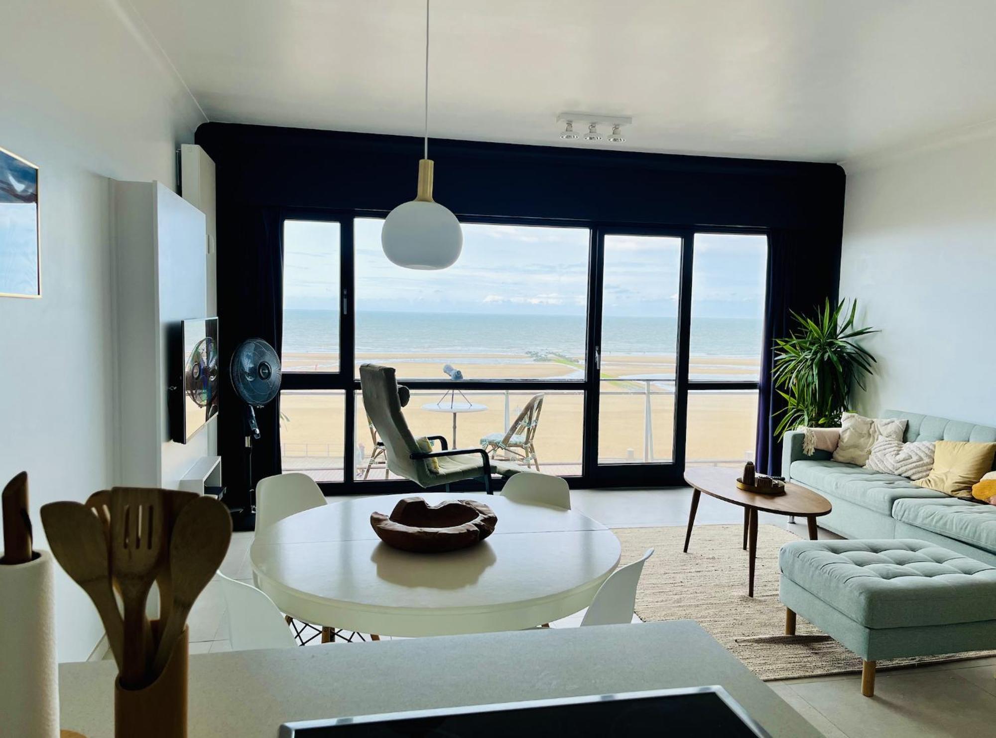 Panoramic Seaview Apartment With Free Private Garage Остенде Экстерьер фото